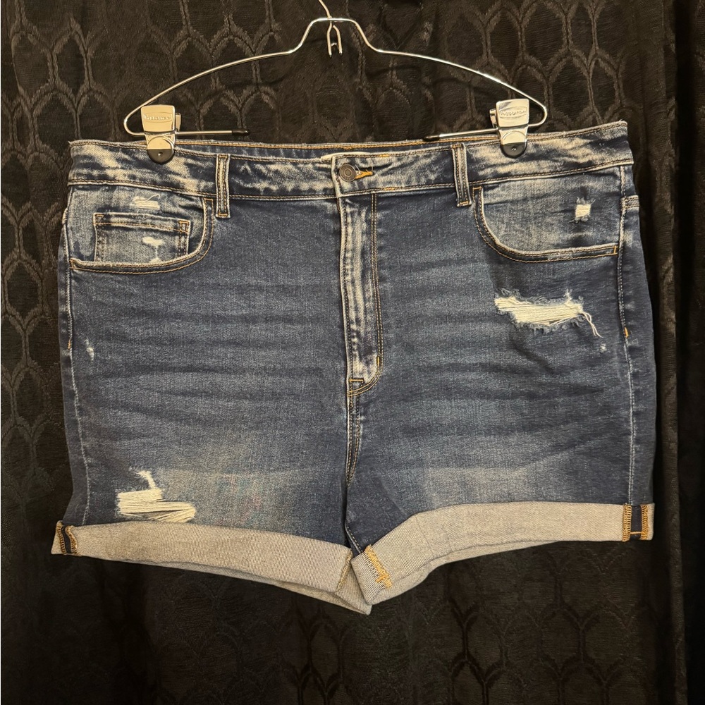Zenana Outfitters Blue Distressed Jean Shorts